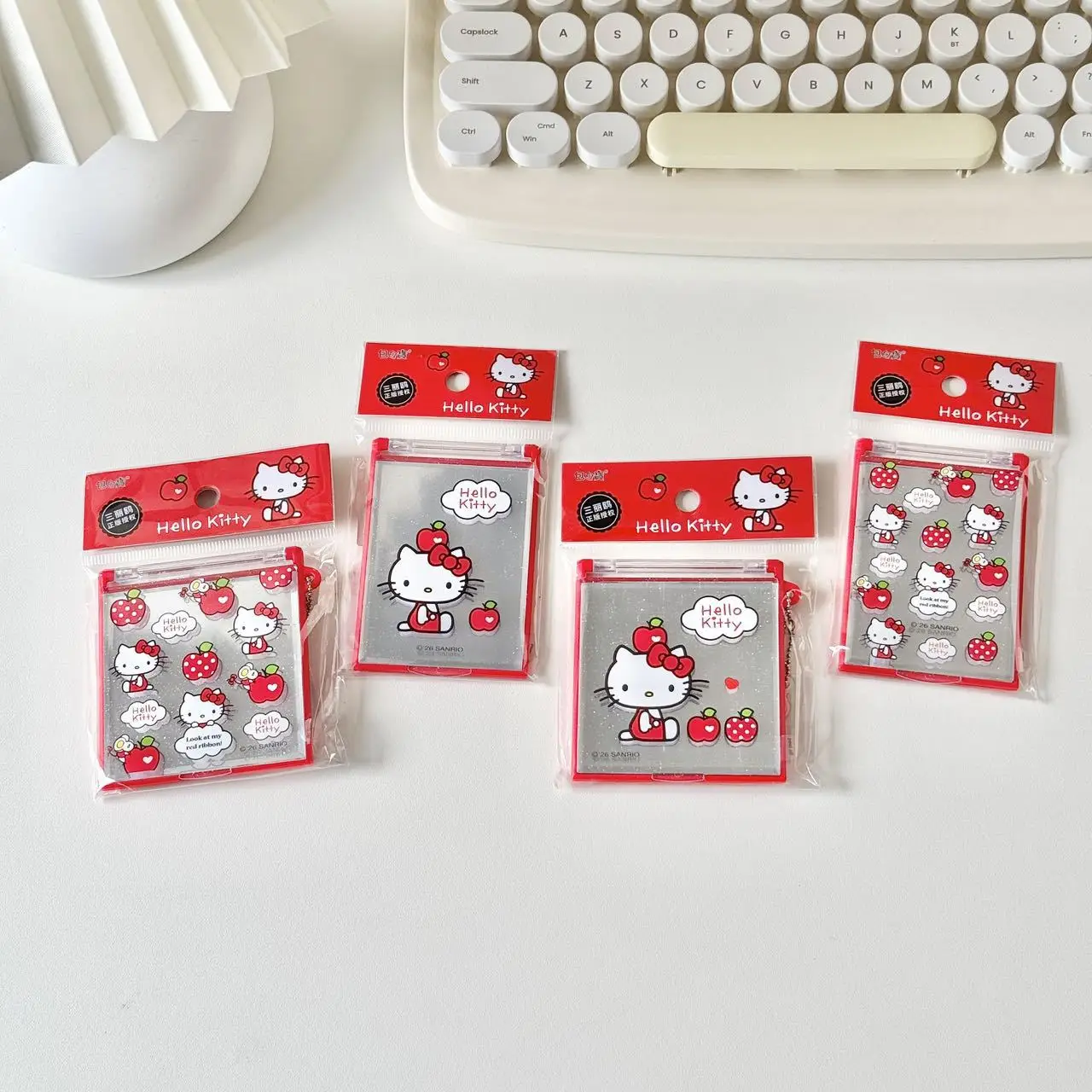 

Sanrio Hello Kitty Cute Portable Makeup Mirror Ins Style Cartoon Folding Mirror Kt Cat Girls Makeup Mirrors Accessory Toy Gifts