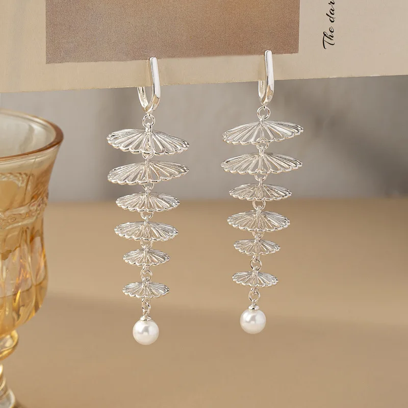 

Star's Same Pine Cone Dangle Silver Plated Palm Tree Versatile Socialite Long Temperament Pearl Earrings Chinese Style Ethnic