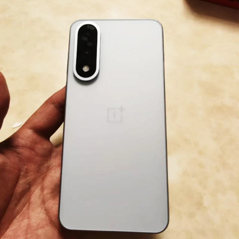 مفتوح! OnePlus Ace 5 Ultra PLC110 MediaTek Dimensity 9400+ 6.83 بوصة 2800 × 1272 AMOLED 144 هرتز 50 ميجابكسل + 8 ميجابكسل + 16 ميجابكسل 100 وات 6700 مللي أمبير في الساعة 2 نانو سيم