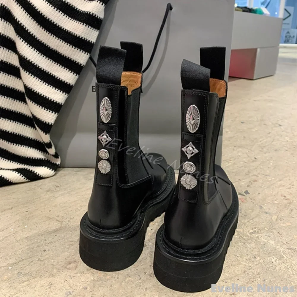 

Cool Metal Decoration Platform Chelsea Boots Women Round Toe Slip On Black Leather Mid Calf Boots 2024 Winter Warm Plush Boots