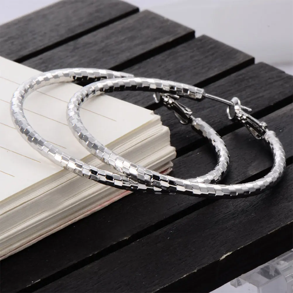 1Pair Zircon Hoop Earrings Women Fashionable Simple Stylish Daily Wear Jewelry Gift for Her Advertising Promotion Employee