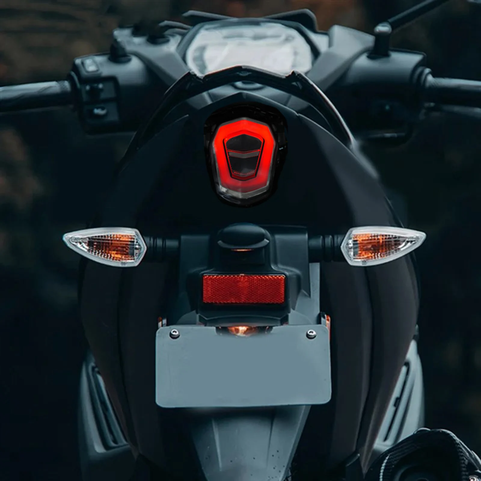 

Светодиодный задний фонарь для Yamaha Y16ZR LC135 FI V8, встроенный указатель поворота, стоп-сигнал, задний фонарь