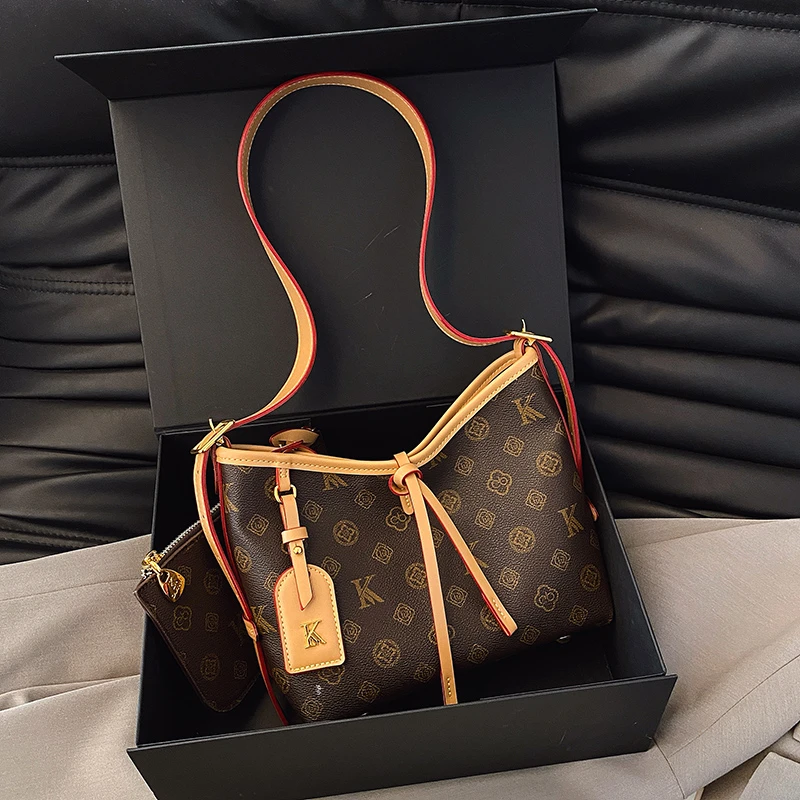 

Стильная квадратная сумка-саквояж, винтажный минималистичный дизайн, высококачественный кожаный покупатель со съемным ремешком, большая вместимость