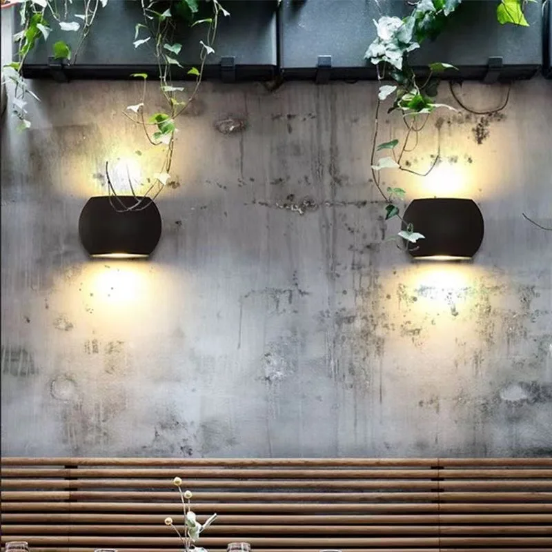 

Outdoor lamp waterproof Nordic modern simple aisle lamp Garden Exterior Villa outdoor wall lamp