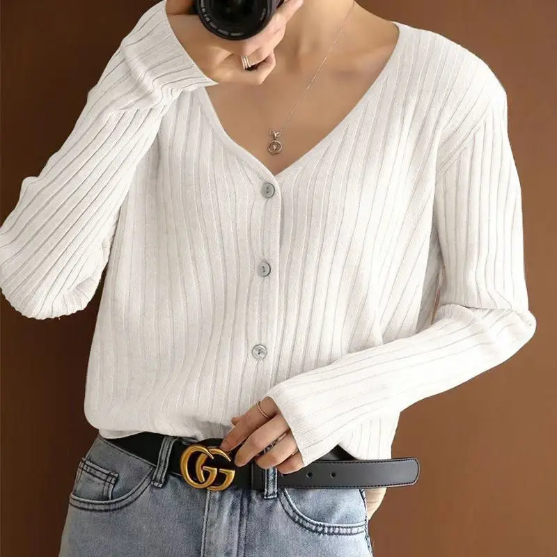 2023 Spring and Autumn Women\'s V-neck Button Cardigan Loose Knitted Solid Color Casual Fashion Elegant Commuter Long Sleeve Tops