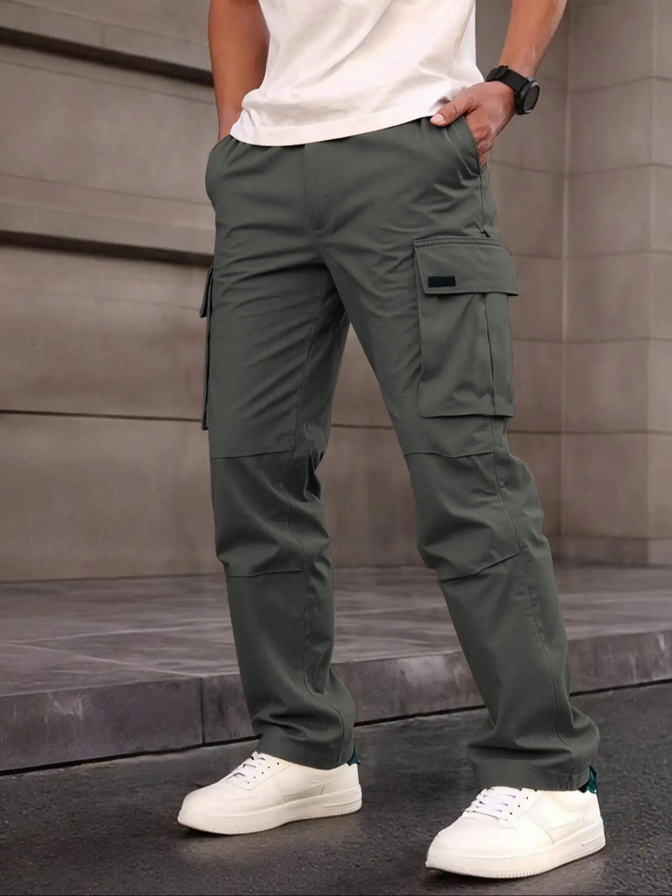 Einfarbige Cargohose für Herren mit Pattentasche, Kordelzug am Bund, reguläre Passform, lässige Hose mit geradem Bein für den Alltag – Detail 22