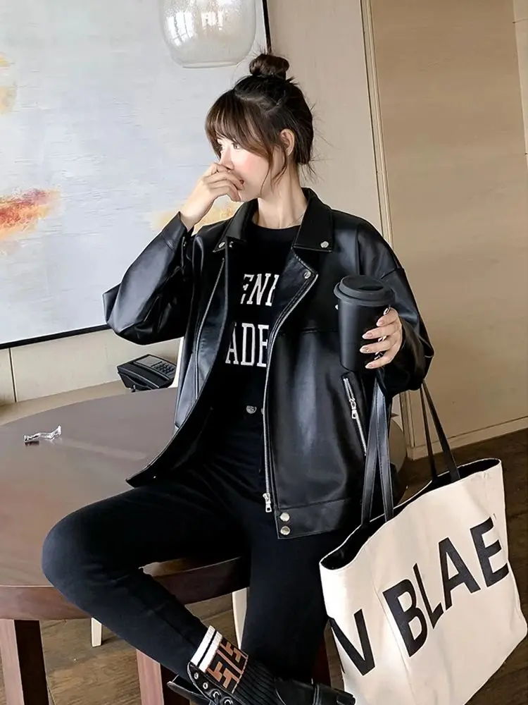 Chaqueta de cuero para mujer, Chaqueta corta holgada con solapa, estilo novio, para motocicleta, versión coreana, primavera y otoño, 2024