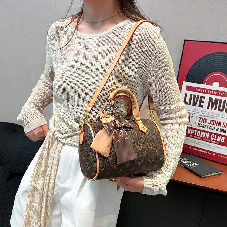 

Elegant Leather Classic Designer Paris Diaper Bags Ladies Stylish Casual Crossbody-Bag Large Capacity Trendy