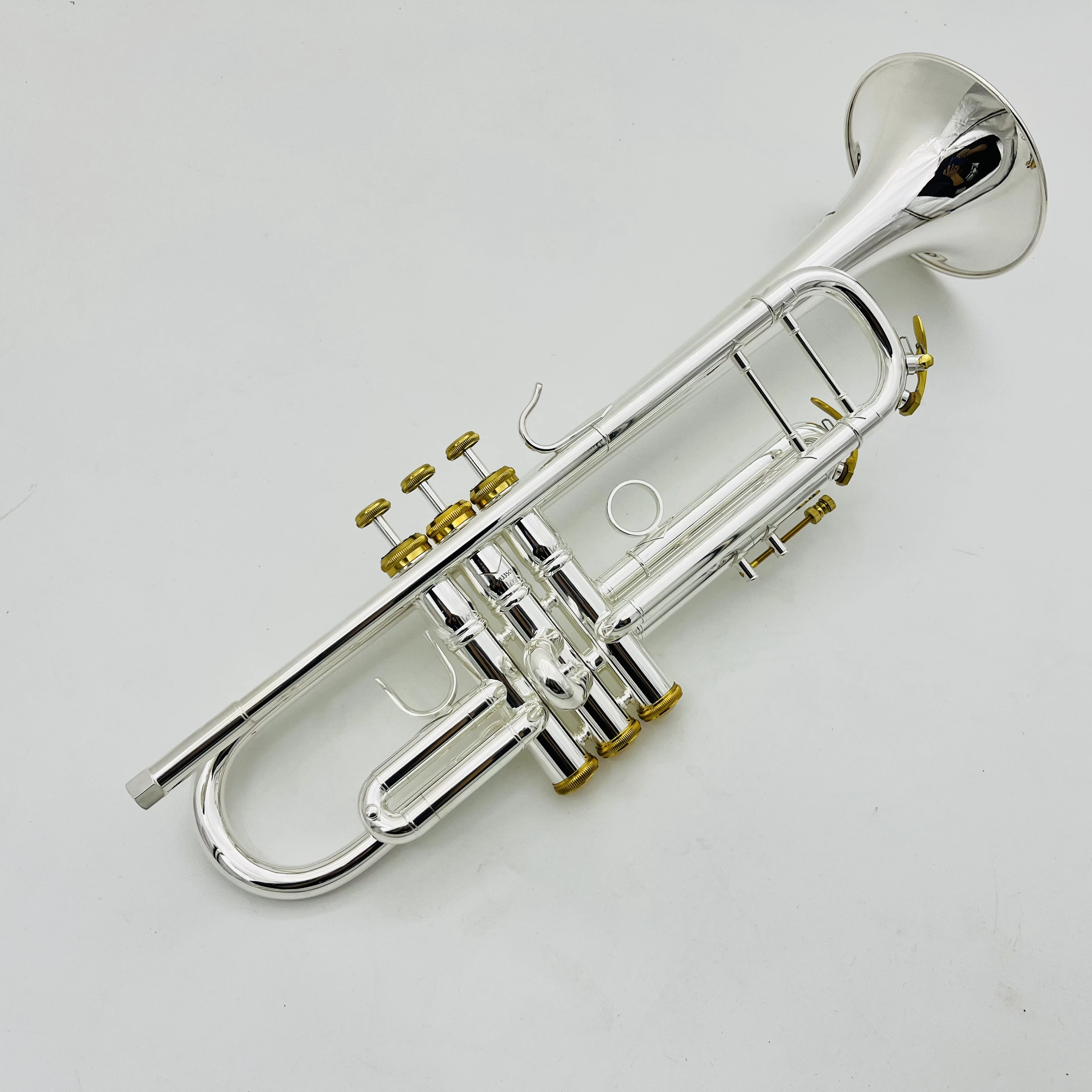 New Arrival YTR-8335GS Trumpet Bb Tune Brass Keys Sliver Plated Professional Brass Instrument With Case