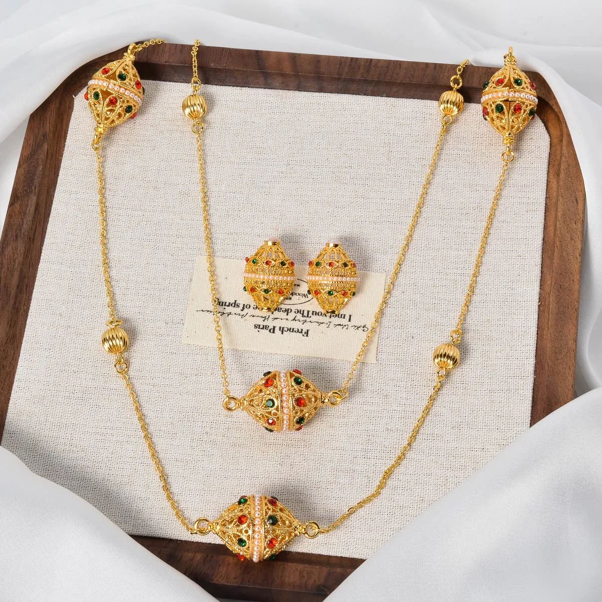 Nuovi set di gioielli in stile orecchini colorati con ciondolo di lusso vuoto Dubai collana placcata in oro 18 carati accessori per regali di