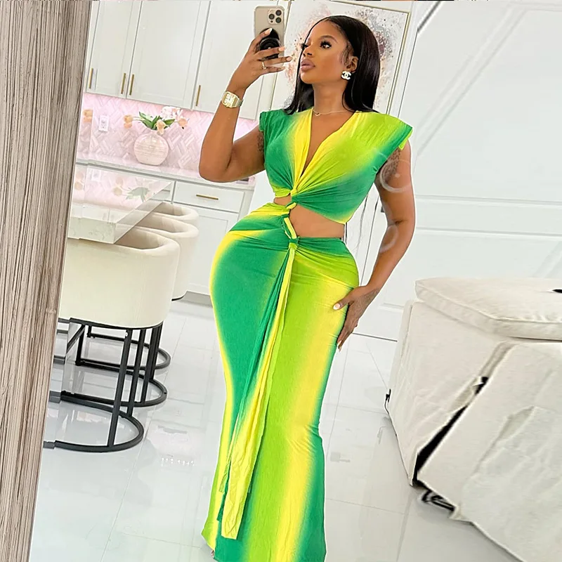 Elegante LADY sfumatura di colore tagliato vestito 2025 donne di estate senza maniche scollo a V aderente fasciatura sexy club party maxi abiti