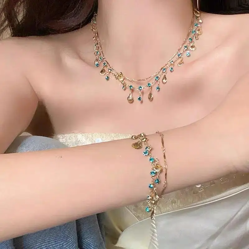 Boho Crystal Shell Pendant Necklace for Women Non-Fading Double Layer Butterfly Chain Fashion Jewelry for Daily Travel Wear
