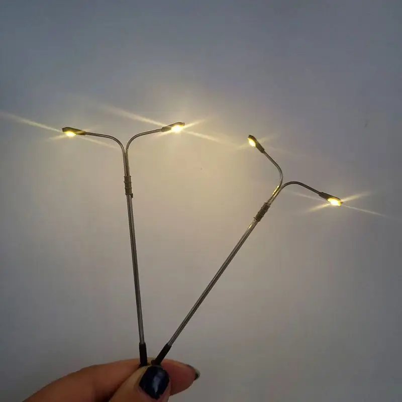 

Набор из 3 миниатюрных уличных фонарей, 3В, металлические, с двойной головкой, светодиодные, для DIY, железной дороги, диорамы, архитектурных сцен, материалы