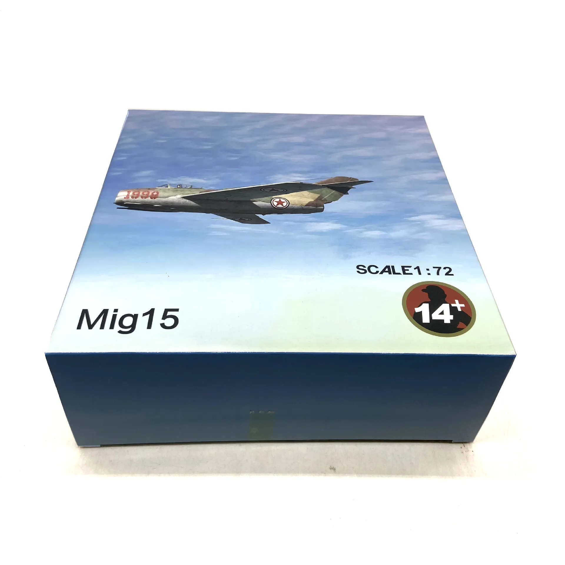 Fighter 1:72 Scale Airplane Model Soviet MiG-15 High-Subsonic Aircraft Alloy Materials With Landing Gear Simulation Display