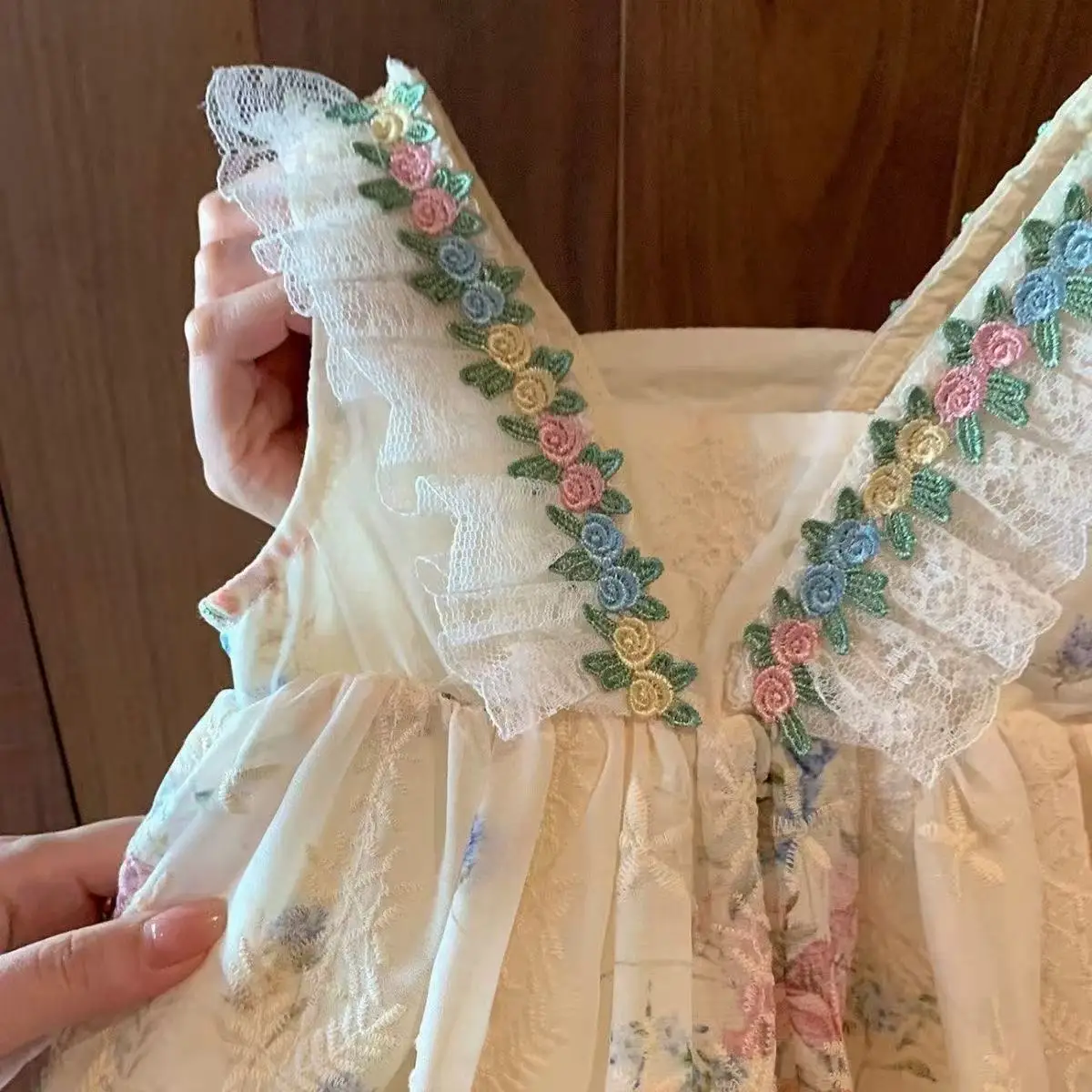 1-6 سنوات فستان صيفي للفتيات 2026 نمط جديد للأطفال طفل الأميرة النمط الغربي الفرنسية الأزهار سترة فستان 80-130 سنتيمتر