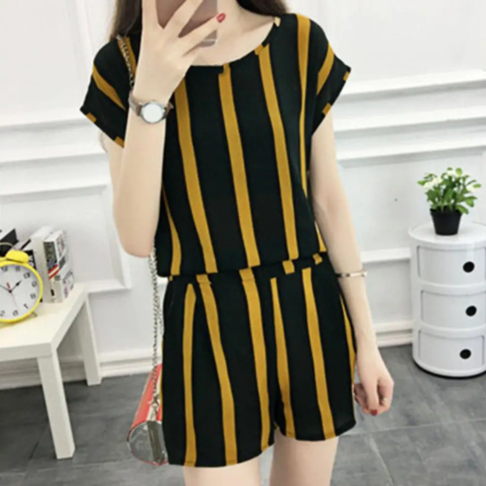 4XL 2Pcs Summer Women Tops Shorts Set Stripe Print Short Sleeves O-Neck T-shirt Wide Leg Shorts Suit ensemble femme 2 pièces été