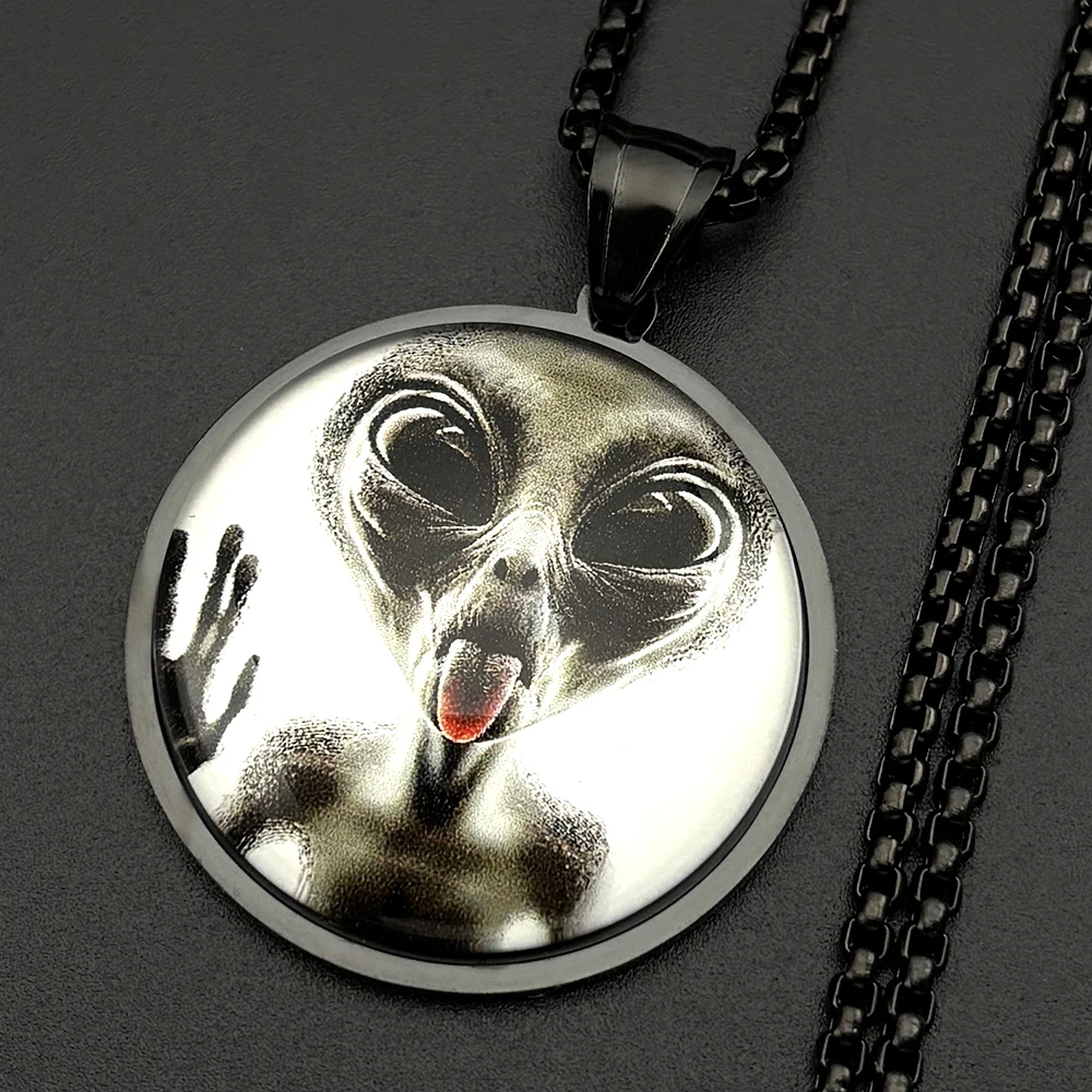 Lustige Alien-Gesicht-Anhänger-Halskette für Damen und Herren, Edelstahl, Glas, Schwarz, Punk, Goth, Herrenkette, Party, Hiphop, Schmuck, Geschenk – Detail 7
