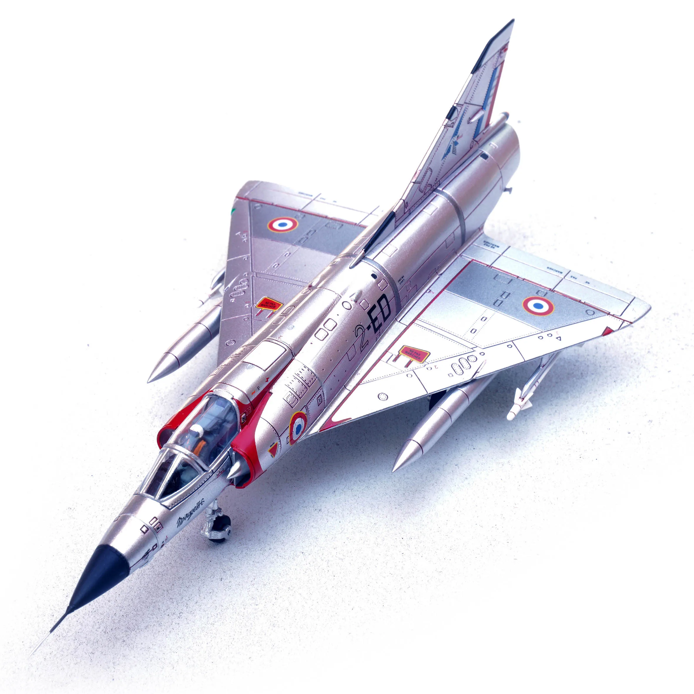 

1/72 14648PA Модель истребителя French Mirage IIIC2 2-ED 1967) Коллекционная модель из сплава