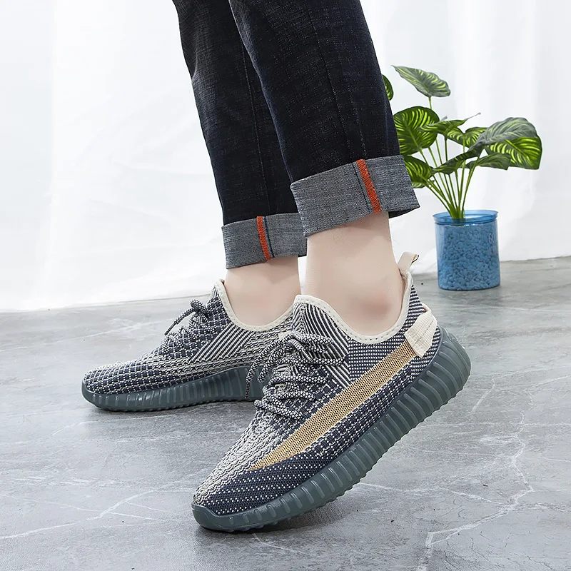 Comfort focused men cloth shoes padded insole, great air flow, durable casual flat shoes for long standing and walking