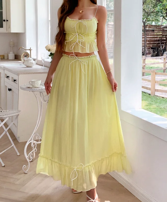 

French Vacation Dress Set Summer Seaside Square Collar Ruffled Bow Tie Decorative Camisole Top High Waisted A-Line Skirt Set