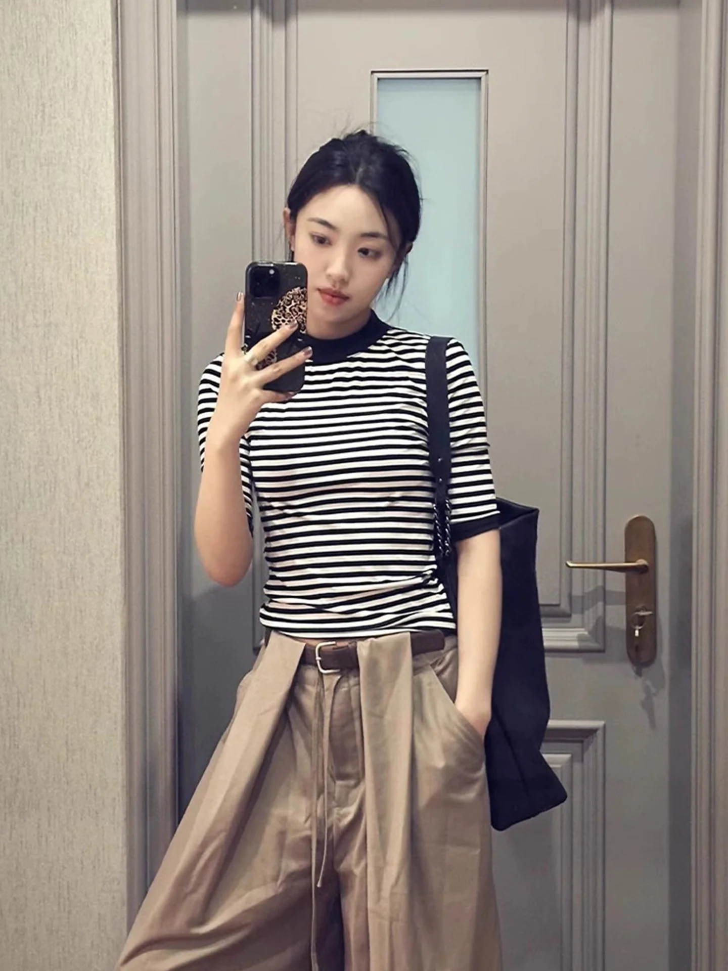 

Летняя повседневная круглая футболка Ne, женская облегающая полосатая цветная блузка, дизайн, модный европейский ветрозащитный топ для поездок на работу