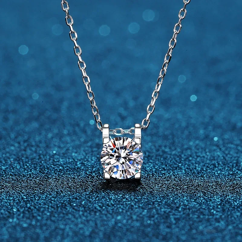 

Classic 1 Carat Real Moissanite Pendant Necklace For Women 100% 925 Sterling Silver Wedding Party Bridal Fine Jewelry