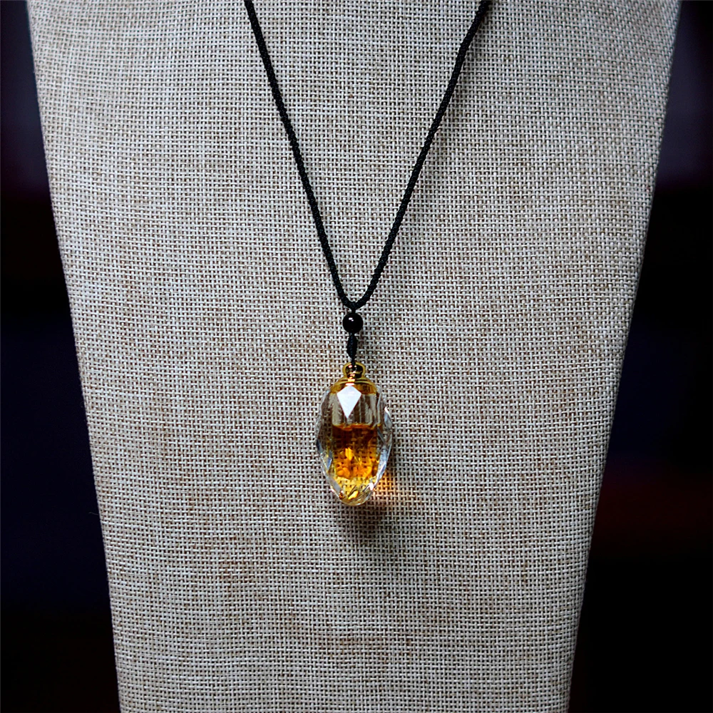 Ciondolo con olio essenziale d - Body Jewelry Co recensione e prezzo