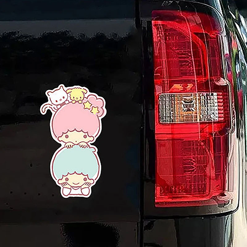 1PC Auto accessori fai da te Sanrio Kawaii Kuromi Hello Kitty Car specchietto retrovisore Sticker Cartoon Car Mirror Personality Sticker