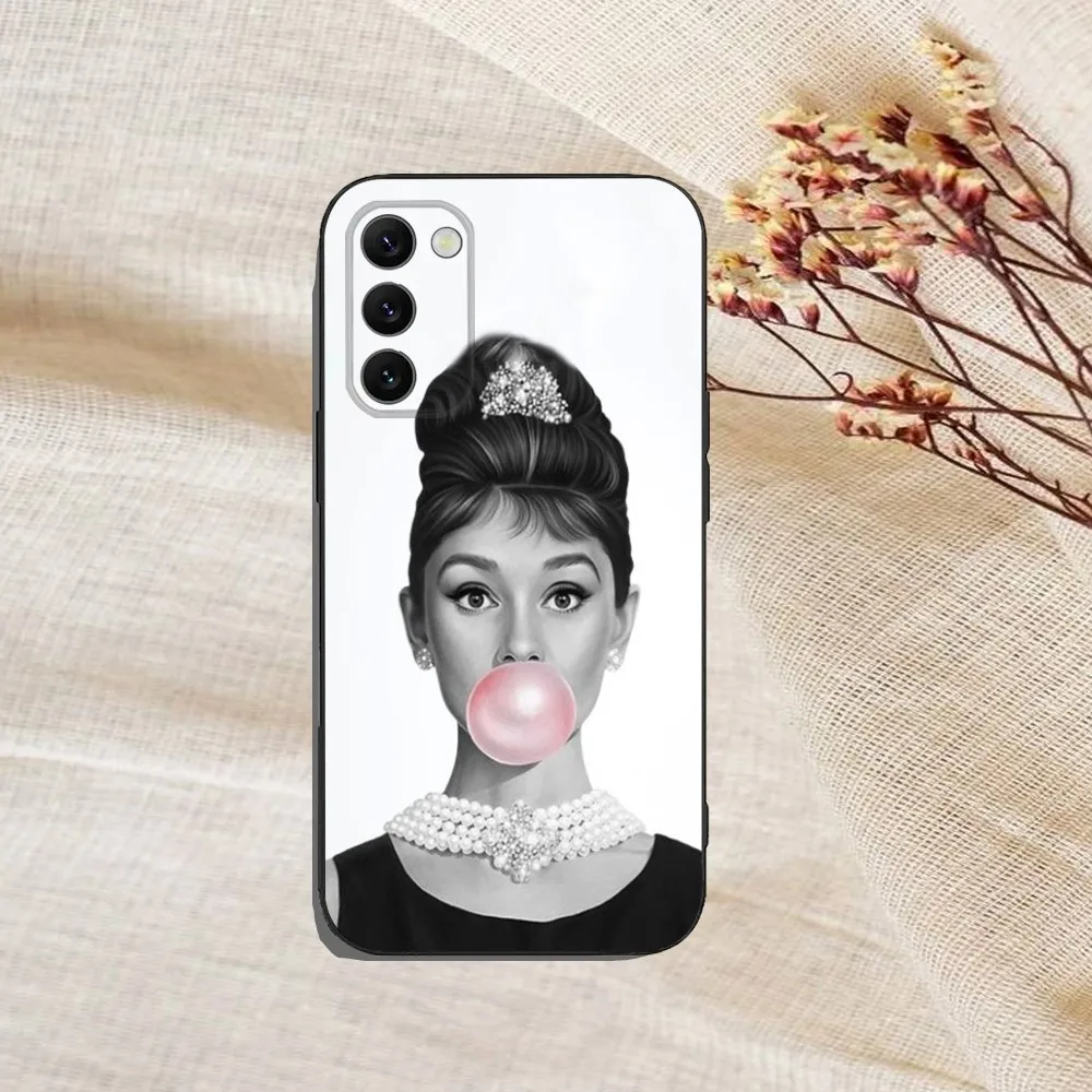 Audrey Hepburn Phone Case For Samsung Galaxy A20,A21s,A22,A31,A32,A52,A53,A72,73,A80,A91Soft Black Cover