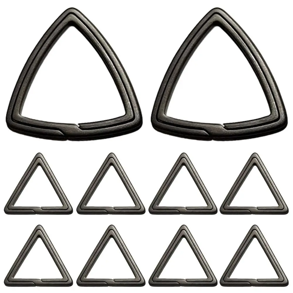 Portachiavi a triangolo in lega di titanio Super leggero 20/25/30mm portachiavi portachiavi fibbia maschile creatività regalo strumenti all\'aperto