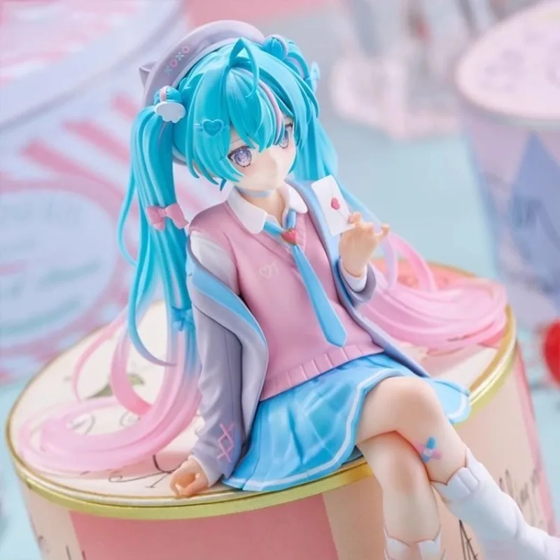 13,8 CM Anime Hatsune Miku Liebe anzug jacke Kawaii Action Figure PVC Puppe Modell Spielzeug ornament Desktop Dekoration Geschenke