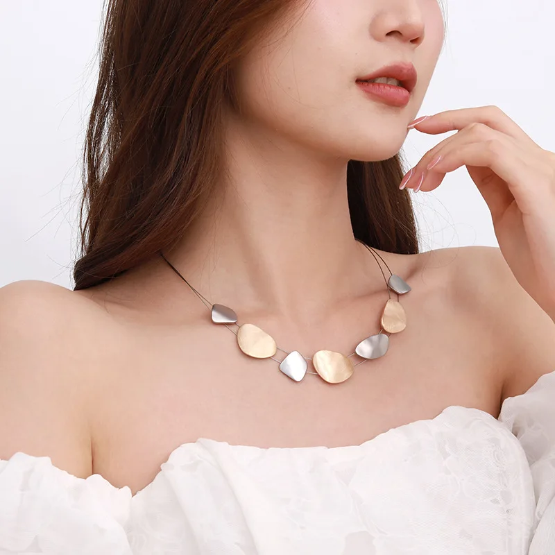 

Kaseakia Chunky Big Large Statement Round Metal Alloy Pendant Choker Necklace for Women