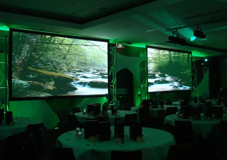 2026High Quality Portable 200 Inch 16:9 Matte White Fast Fold Projection Screen Foldable 4K HD Outdoor Projector Screen Outsidep