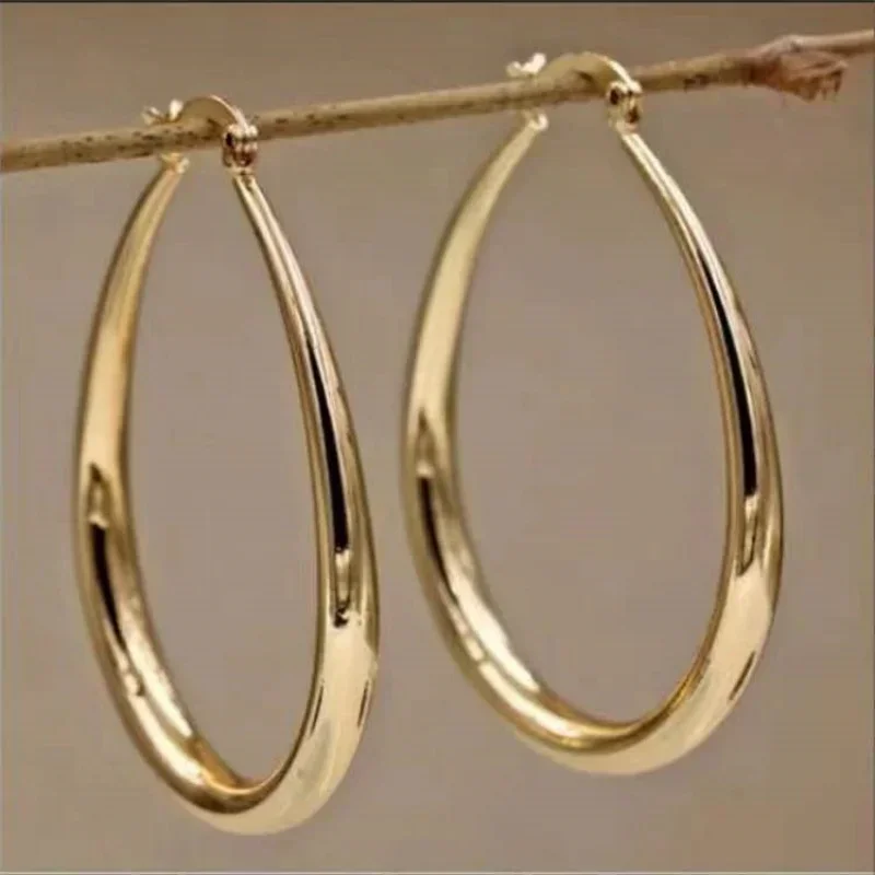 Pendientes de aro grandes con círculo liso de color dorado para mujer, accesorios de plata para fiesta y boda, joyería, regalos de navidad