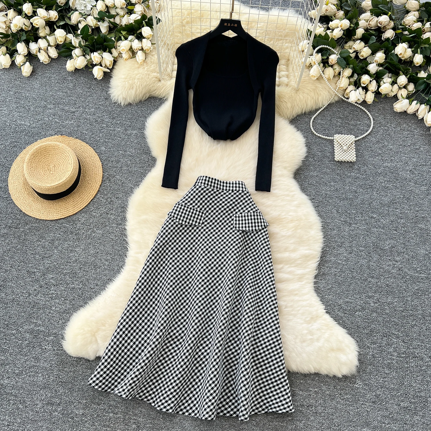 Women Two-Piece Sets Vintage Square Collar Long Sleeve Knit Top High Waist Plaid Skirt French High Street Autumn Winter Clothing