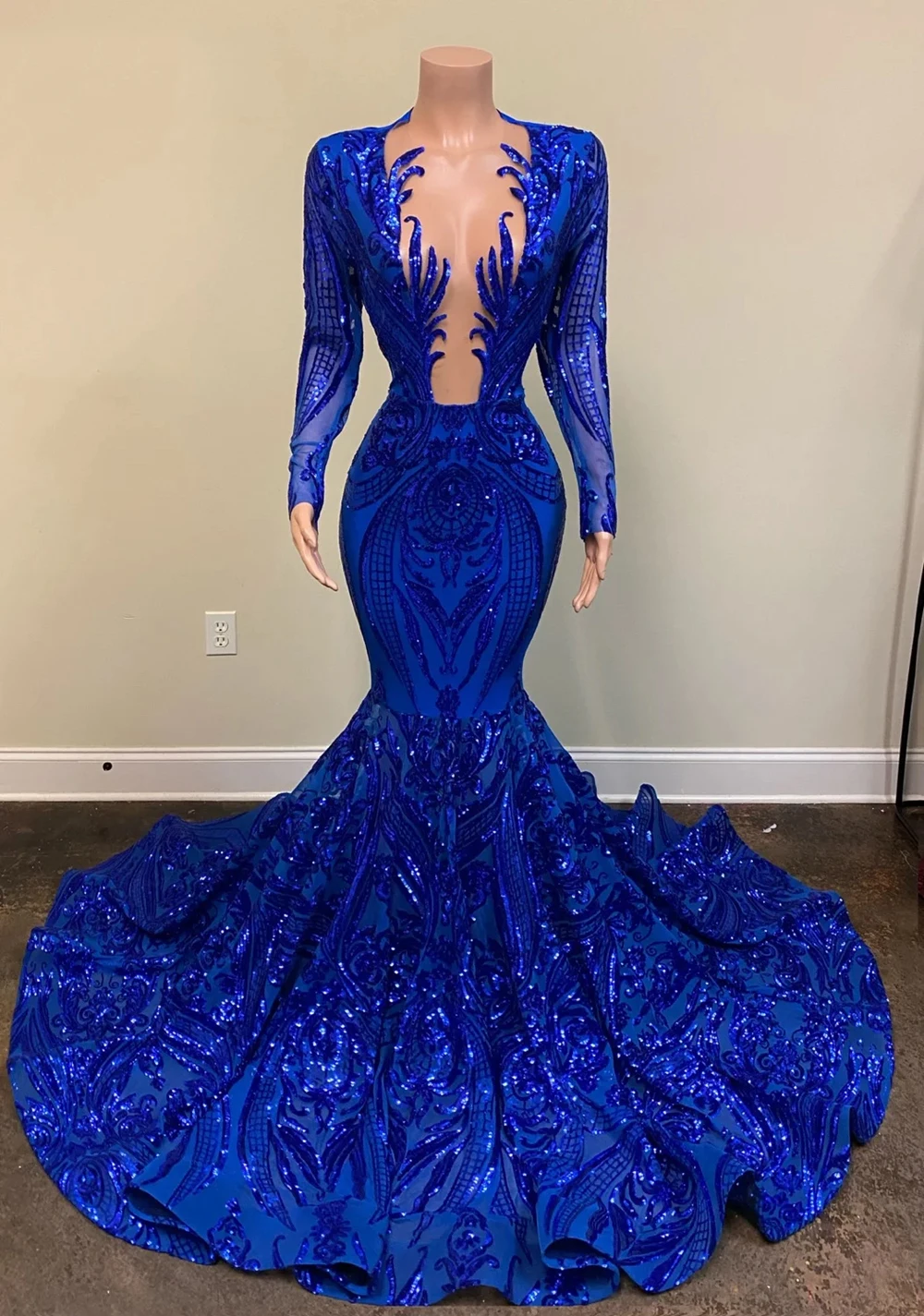 New long-sleeved mermaid evening dress elegant sequined prom dress decal plus size formal party birthday dress customization