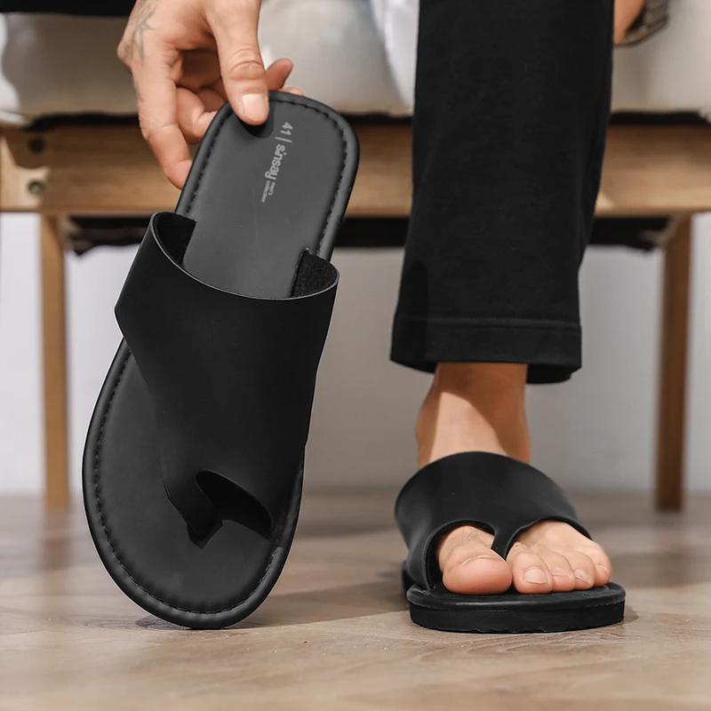 

Men's Daily Beach Sandals, Non-Slip and Waterproof, Simple Design, Comfortable and Soft, Summer Slippers