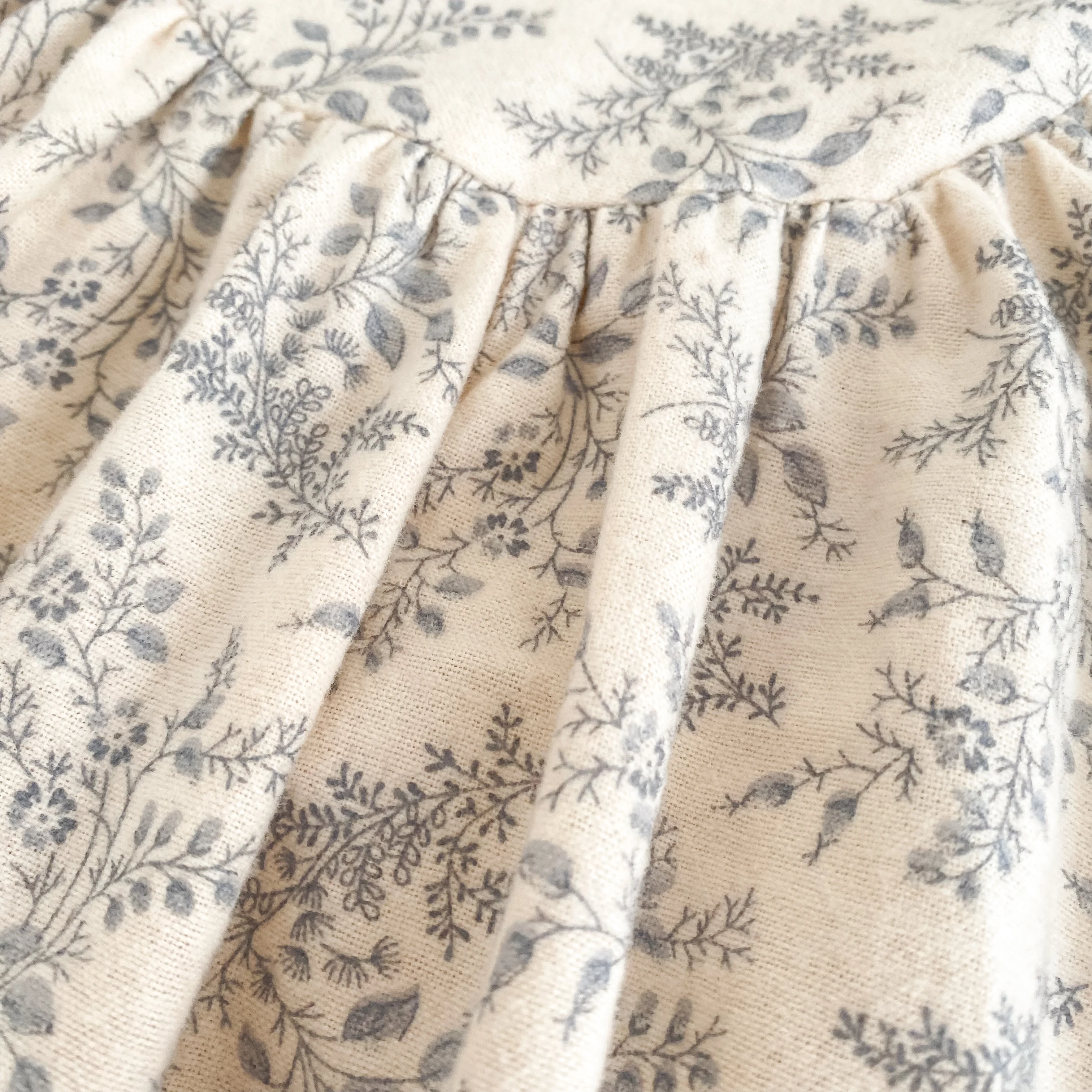Baby-Mädchen Blumenmuster Bubble-Strampler mit Rüschenkragen, langen Puffärmeln, Baumwoll-Body für Neugeborene, Herbst-Einteiler-Outfit 0-24M – Detail 13