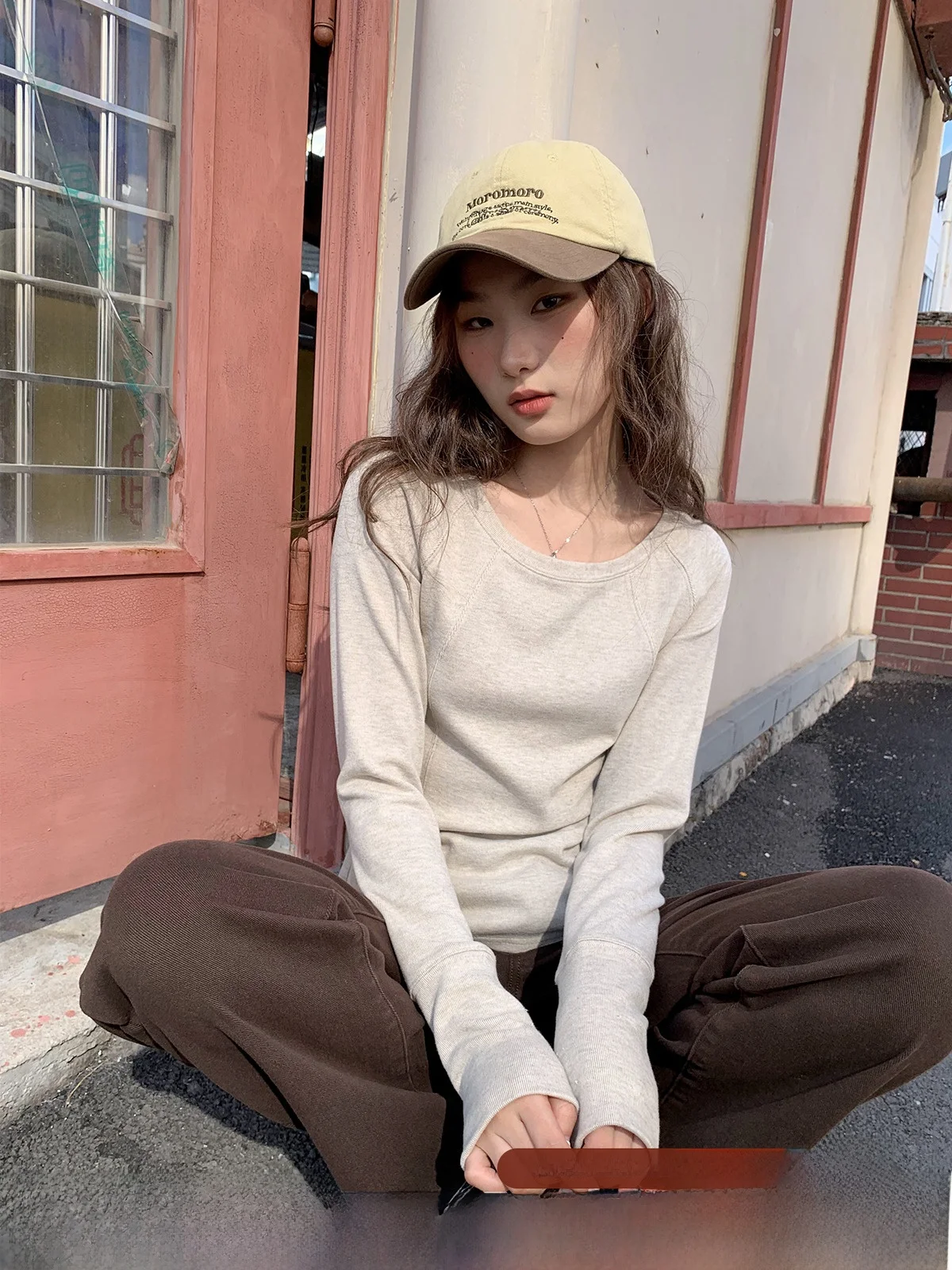 

Slim Fit round Ne Long Sve T-irt Women's Base irt Sle Commute Faion Hi-Collared Top Polyester Blend Material