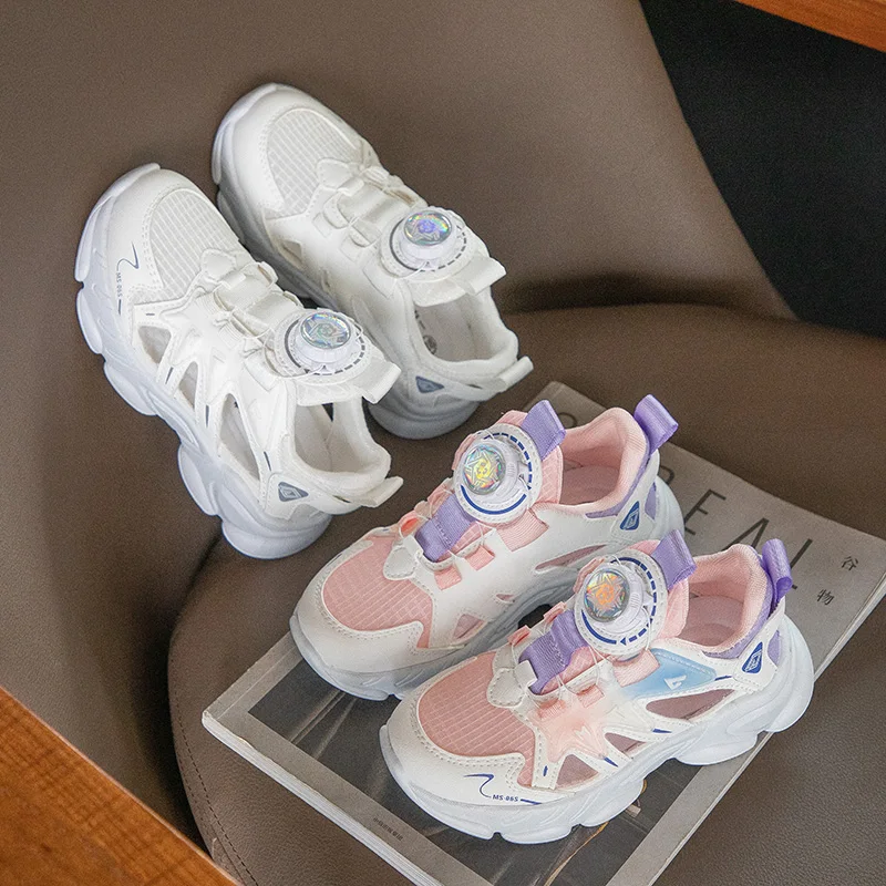 Kids Sports Sandals Hollowed-out Mesh Breathable Students Running Shoes for Summer 2025 New Boys Girls Sneakers Rotating Button