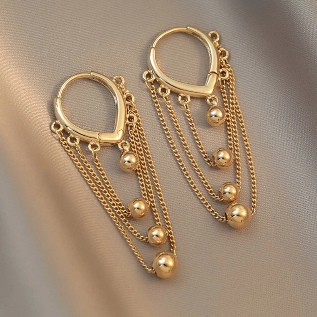 Koreańska moda Długie kolczyki z frędzlami 2023 Nowa biżuteria Dziewczyna Hip Hop Metalowa zawieszka ze stali nierdzewnej Akcesoria damskie