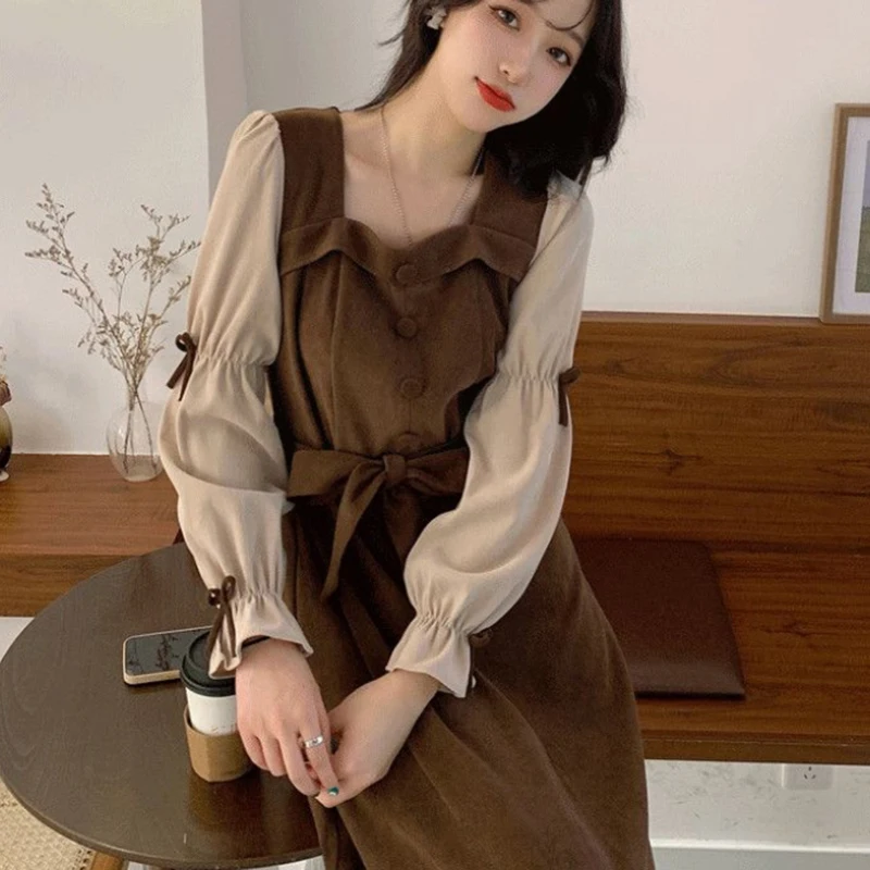 French Style Square Collar Flare Sleeve Dresses Women Vintage Waist Red Corduroy Dress Woman 2023 Autumn Patchwork Midi Dress