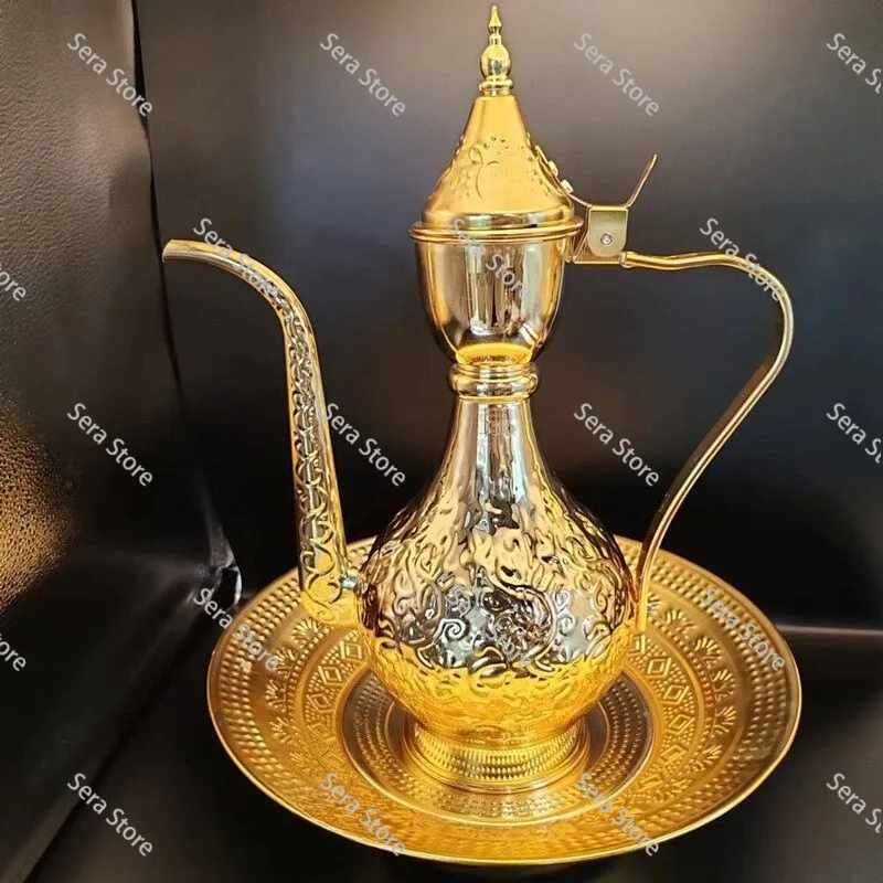 Featured hand washing pot, traditional wash basin, a set of home furnishings and restaurants to perform ethnic style