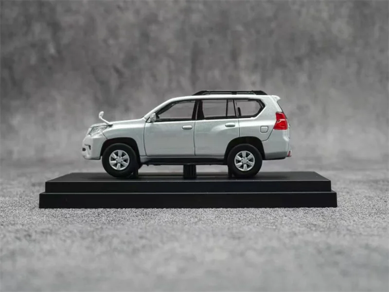 Ebbro 1:64 Prado 150 argent/blanc/gris modèle de voiture moulé sous pression