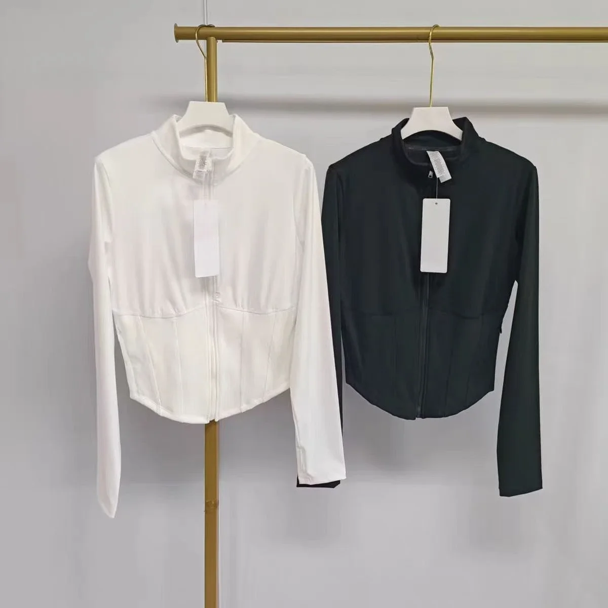 

al Yoga Zipper Sports Coat Women's Slim-fit Waistline Top With Standing Collar And Waist Exposure Outdoor Fitness Running Jacket