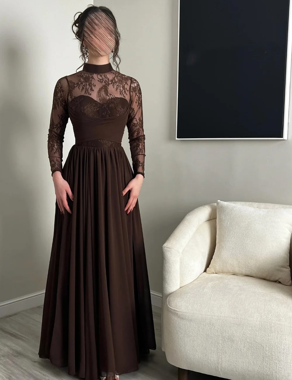 

Изысканное классическое коричневое шифоновое платье А-силуэта с плиссировкой, драпировкой и кружевом, с высоким воротником, длинное, вечернее, доступны все размеры