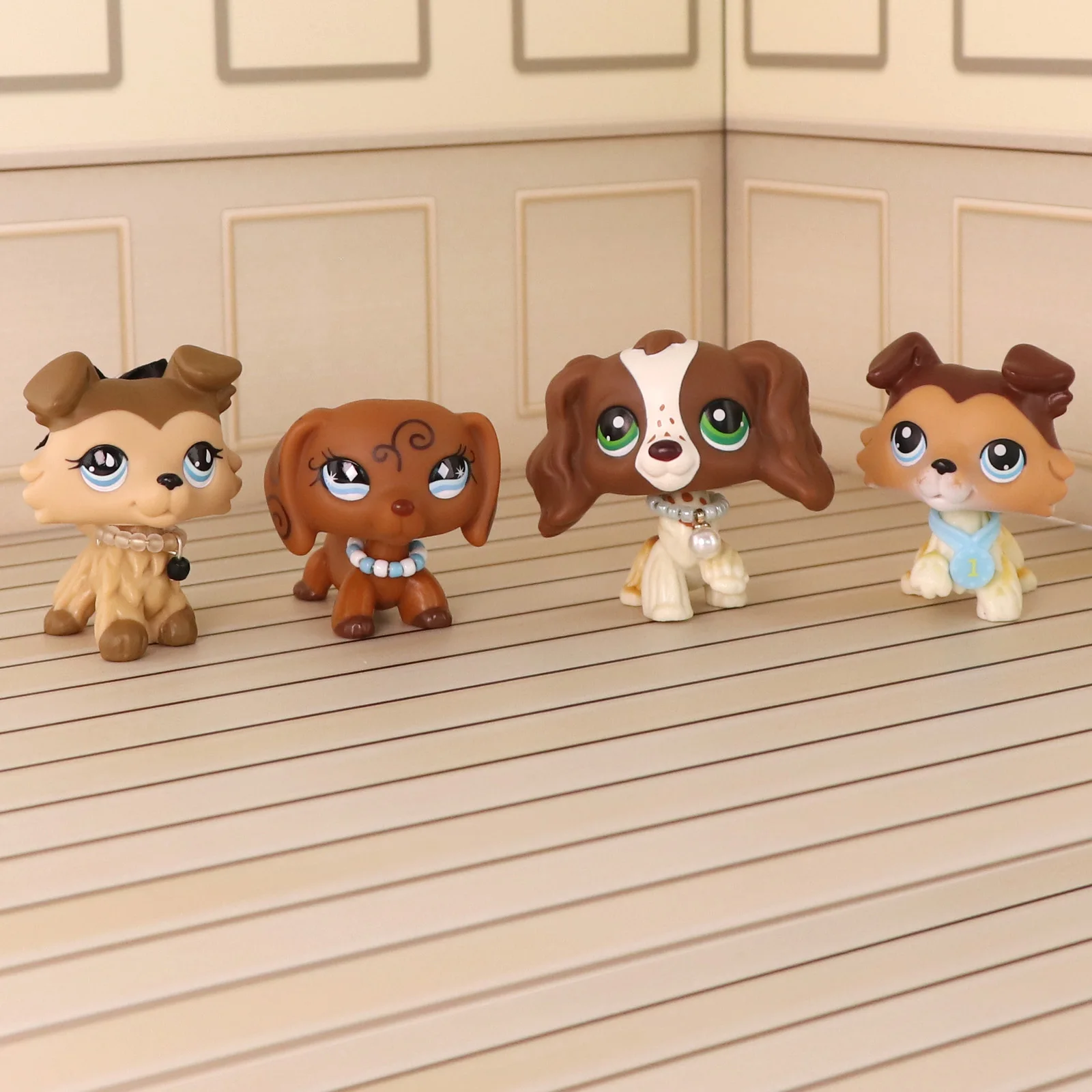 

4 pcs Toys Minilpsshop Big Eyes Bobble Head Toy Collie #58 #893 Cocker Spaniel #156 Dachshund #640 Gifts for Children For lps