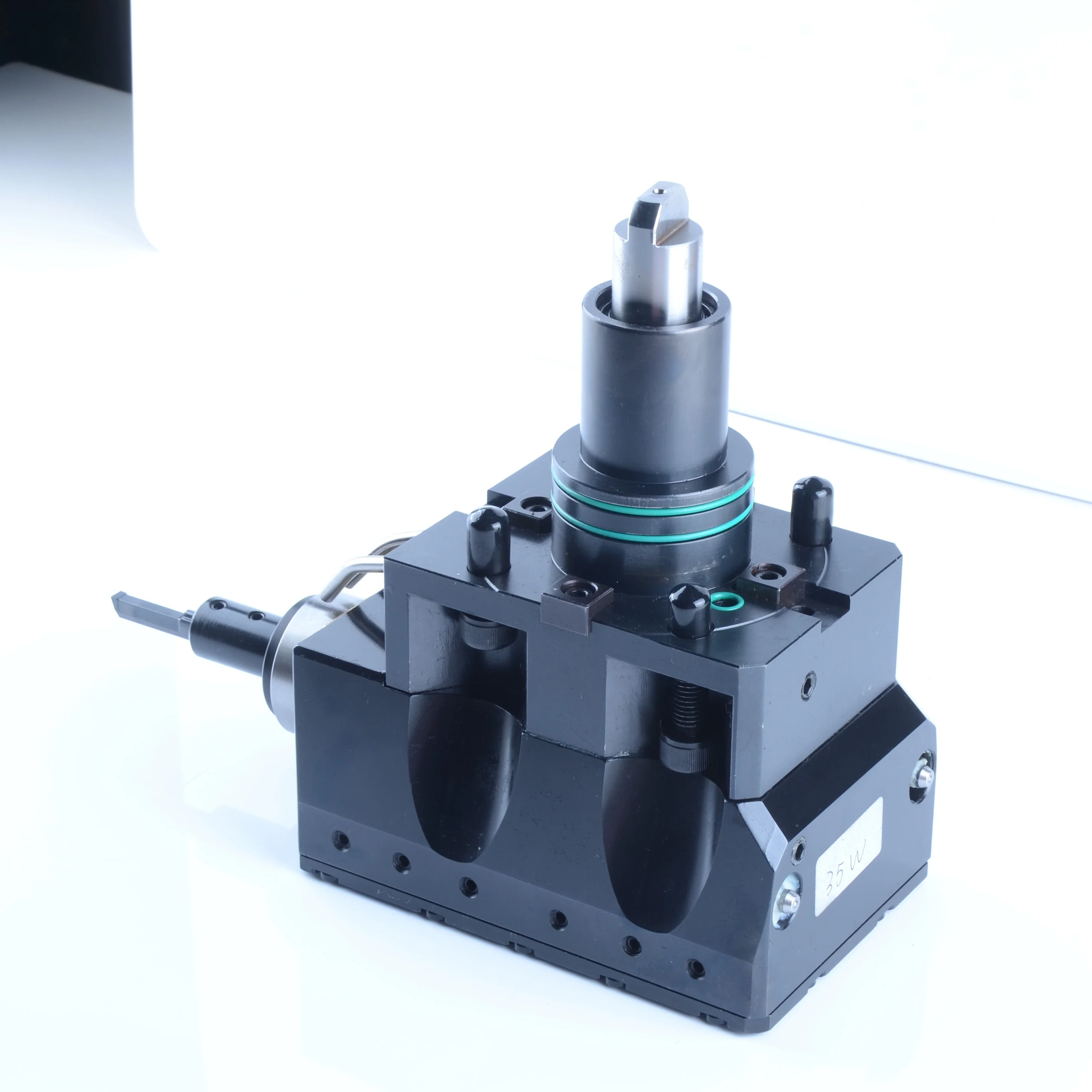 Lathe Machine Socket Driven Tool Holder Milling Machine with Reliable Motor and Accessories