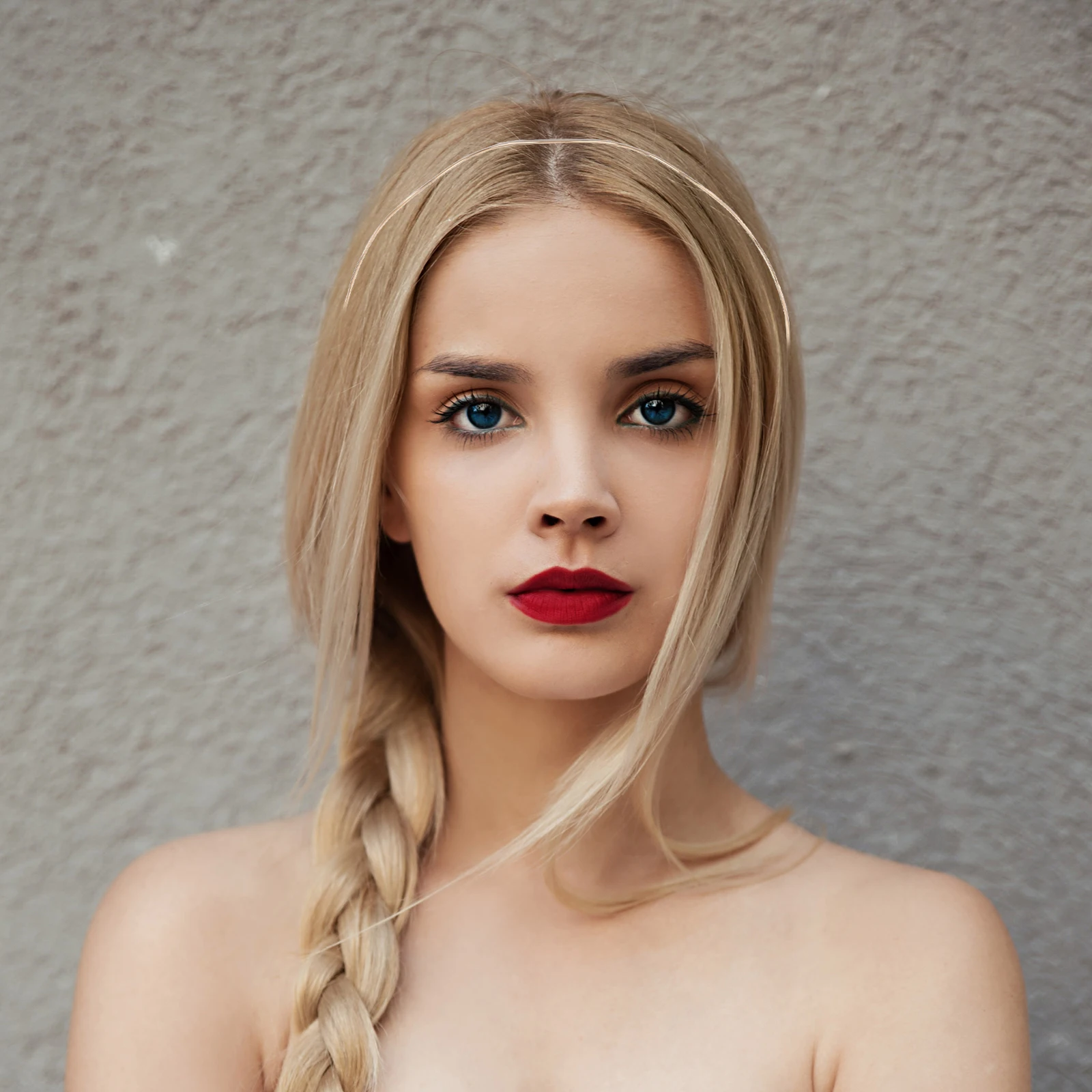 Fascia sottile con onda in metallo per donna Accessori per capelli alla moda Design semplice ed elegante Robusta fascia per capelli di lunga durata Copricapo retrò