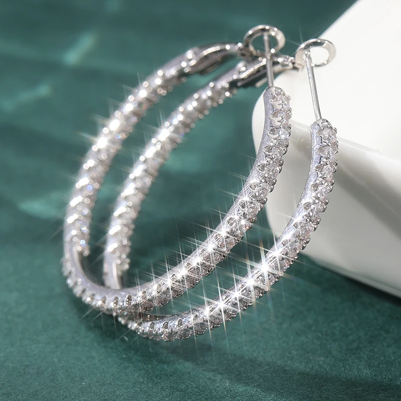 Große Creolen für Damen, Kreisförmige Ohrringe mit Kristallimitat und Zirkonia, Silberfarben, Elegante Ohrringe, Partygeschenk